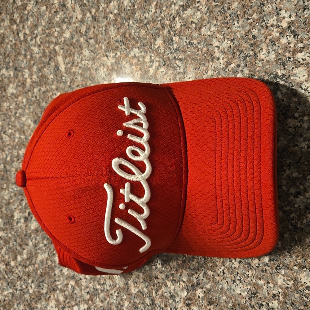 Mens Titleist Hat